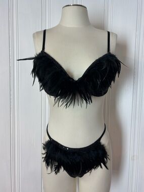 ROSELLE Black Feather Sequin Lingerie Set 36C Bra & Thong S/M Burlesque Boudoir